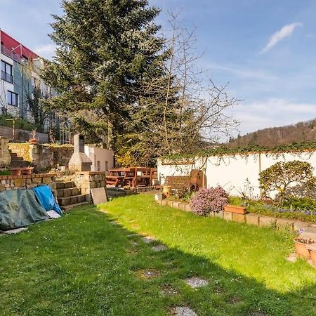 Apartman Vishegrad Διαμέρισμα Κάρλοβι Βάρι Εξωτερικό φωτογραφία
