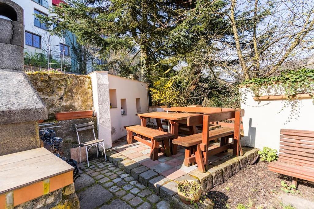 Apartman Vishegrad Διαμέρισμα Κάρλοβι Βάρι Εξωτερικό φωτογραφία